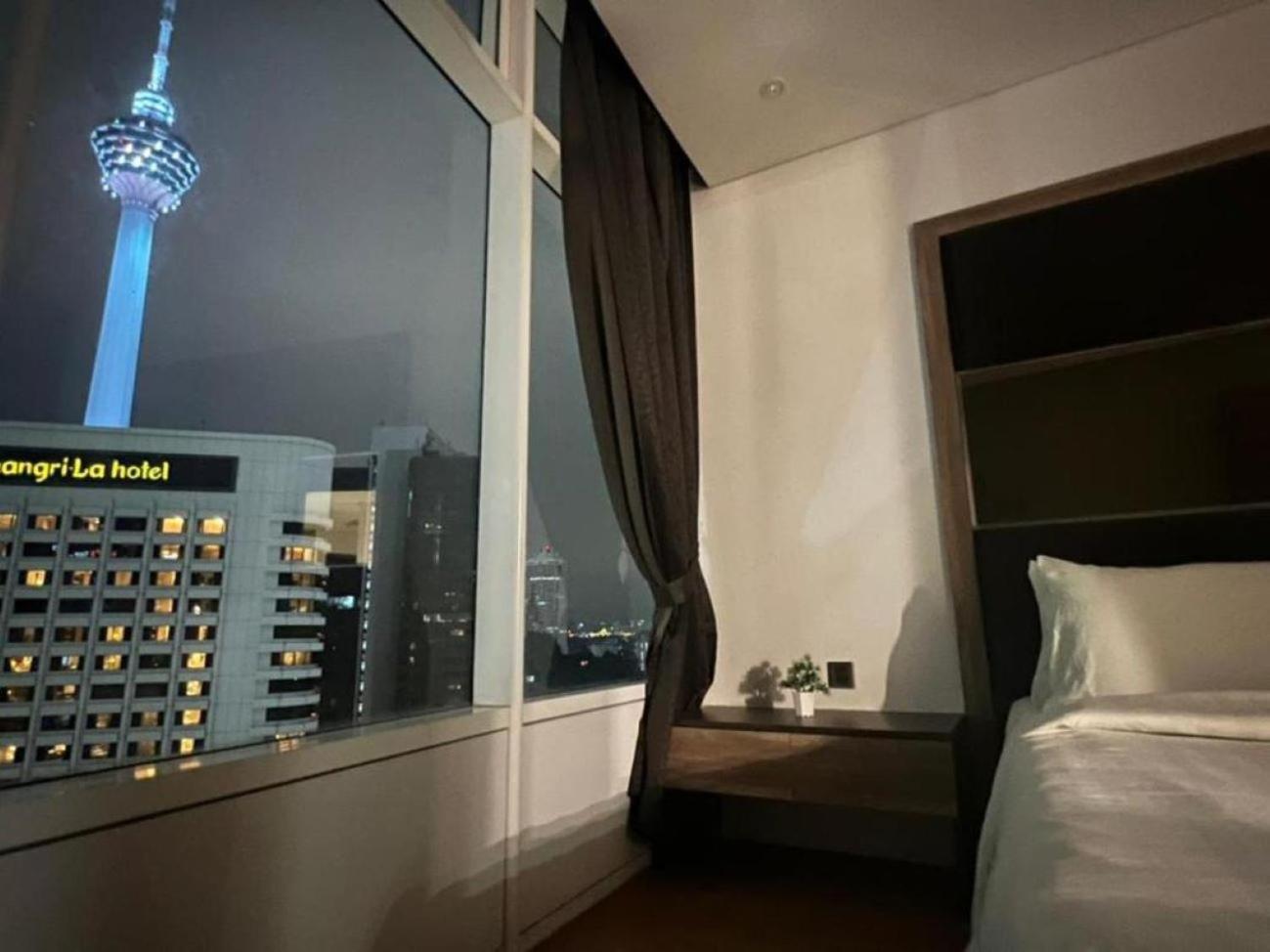 Vortex Suites Klcc By Moonlight Куала-Лумпур Экстерьер фото