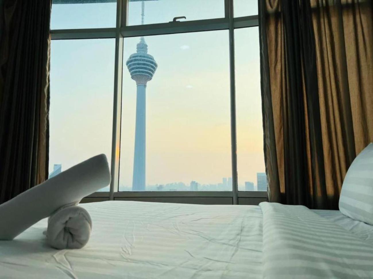 Vortex Suites Klcc By Moonlight Куала-Лумпур Экстерьер фото