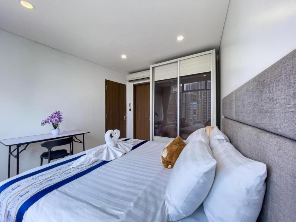 Vortex Suites Klcc By Moonlight Куала-Лумпур Экстерьер фото