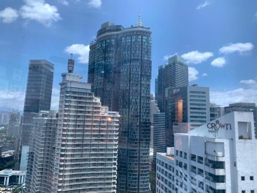 Vortex Suites Klcc By Moonlight Куала-Лумпур Экстерьер фото