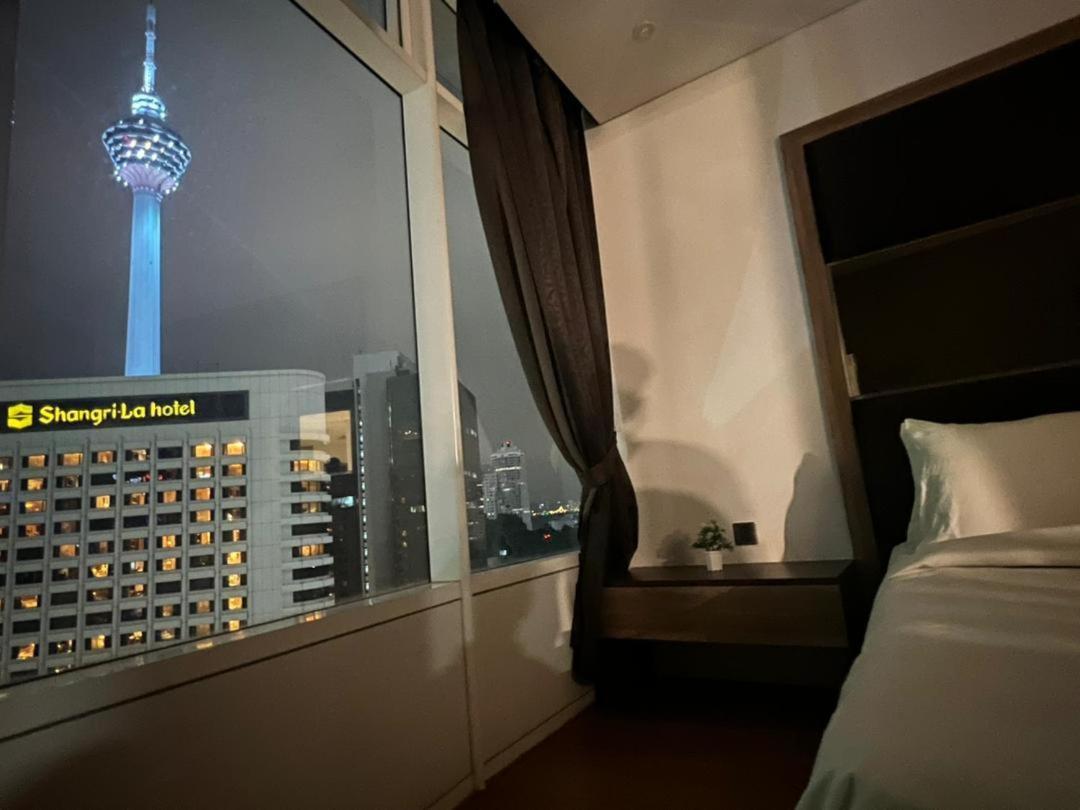 Vortex Suites Klcc By Moonlight Куала-Лумпур Экстерьер фото